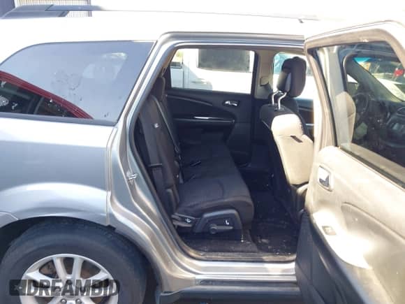 2015 Dodge Journey SXT с VIN 3C4PDCBG0FT742599, выставлен на аукционе IAAI как лот 43409199 с пробегом 136 980 миль миль и . История ставок и продаж доступна на DreamBid. Изображение 8.