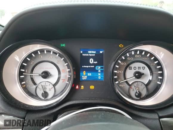 2013 Chrysler 300 C John Varvatos Limited Edition with VIN 2C3CCADT4DH693708, listed as a Copart auction lot 51509575 with 19,819 mi miles and Salvage title. Bid and sale history available at DreamBid. Image 9.