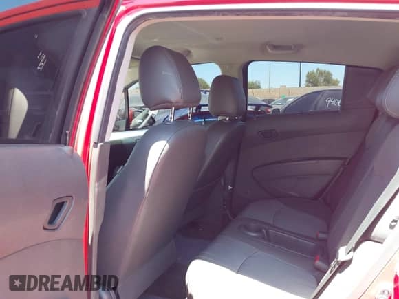 2013 Chevrolet Spark LS с VIN KL8CB6S95DC543265, выставлен на аукционе IAAI как лот 42850821 с пробегом 118 558 миль миль и . История ставок и продаж доступна на DreamBid. Изображение 8.