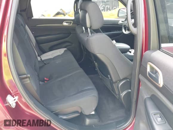 2017 Jeep Grand Cherokee Laredo z VIN 1C4RJFAG7HC612970, wystawiony jako IAAI lot #42673059 z przebiegiem 115 177 mil mil oraz . Historia ofert i sprzedaży dostępna na DreamBid. Obrazek 8.