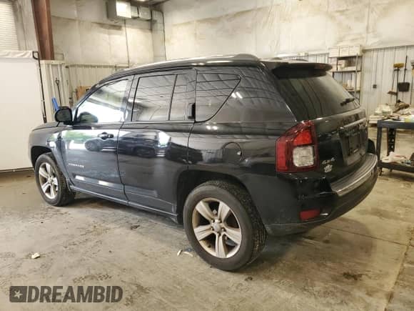 2015 Jeep Compass High Altitude с VIN 1C4NJDEB4FD426683, выставлен на аукционе Copart как лот 66162655 с пробегом 118 662 миль миль и На запчасти • Non repairable. История ставок и продаж доступна на DreamBid. Изображение 2.
