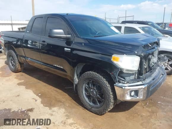 2014 Toyota Tundra SR с VIN 5TFUW5F10EX340812, выставлен на аукционе IAAI как лот 43353952 с пробегом 144 742 миль миль и . История ставок и продаж доступна на DreamBid. Изображение 1.
