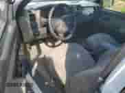 2004 Chevrolet Colorado Z71 z VIN 1GCDT196948130128, wystawiony jako Copart lot #62330685 z przebiegiem 191 288 mil mil oraz Szkoda całkowita • Salvage title. Historia ofert i sprzedaży dostępna na DreamBid. Obrazek 8.