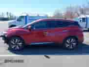 2018 Nissan Murano SV z VIN 5N1AZ2MG3JN104401, wystawiony jako IAAI lot #41901297 z przebiegiem 110 866 mil mil oraz . Historia ofert i sprzedaży dostępna na DreamBid. Obrazek 14.