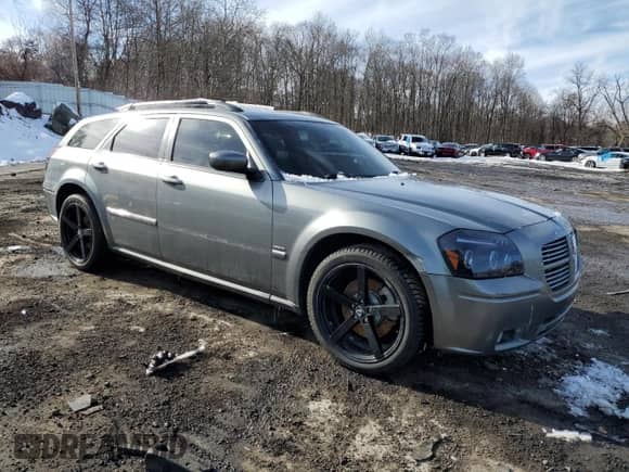 2005 Dodge Magnum R/T with VIN 2D4GZ58285H568056, listed as a Copart auction lot 45453035 with 162,912 mi miles and Non repairable. Bid and sale history available at DreamBid. Image 4.