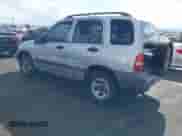 2002 Chevrolet Tracker с VIN 2CNBE13C426951703, выставлен на аукционе IAAI как лот 42177942 с пробегом 186 096 миль миль и . История ставок и продаж доступна на DreamBid. Изображение 3.