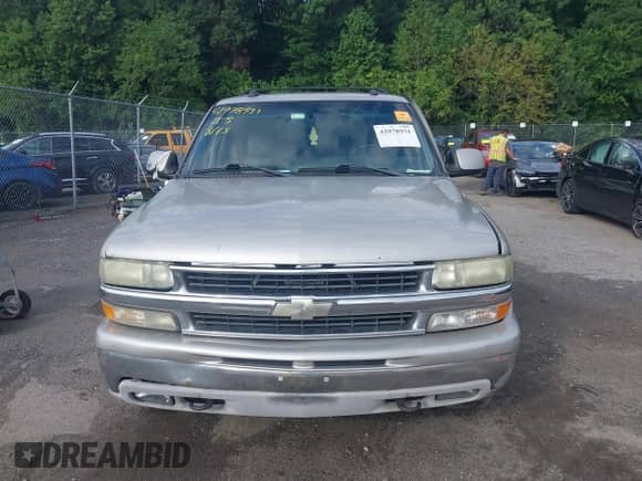 2004 Chevrolet Suburban LT с VIN 3GNFK16Z94G281319, выставлен на аукционе IAAI как лот 42978931 с пробегом Не указан миль и . История ставок и продаж доступна на DreamBid. Изображение 11.