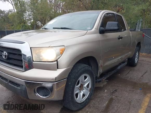 2009 Toyota Tundra с VIN 5TFRU54119X018765, выставлен на аукционе IAAI как лот 43506737 с пробегом 175 897 миль миль и . История ставок и продаж доступна на DreamBid. Изображение 18.