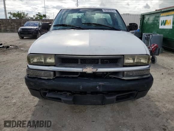 2000 Chevrolet S-10 с VIN 1GCCS1450YK211492, выставлен на аукционе Copart как лот 62325515 с пробегом 218 074 миль миль и Списание • Salvage title. История ставок и продаж доступна на DreamBid. Изображение 5.