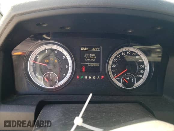 2015 Ram 1500 Express with VIN 3C6JR6AG3FG647500, listed as a Copart auction lot 45414314 with 173,994 mi miles and Salvage title. Bid and sale history available at DreamBid. Image 9.