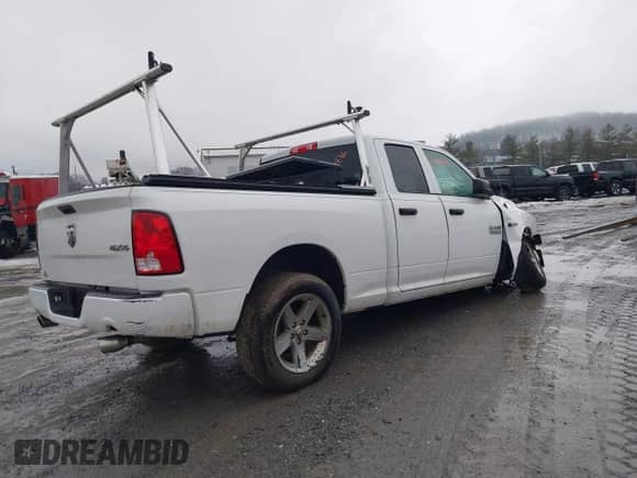 2018 Ram 1500 Tradesman с VIN 1C6RR7FT2JS139146, выставлен на аукционе IAAI как лот 41092816 с пробегом 100 689 миль миль и . История ставок и продаж доступна на DreamBid. Изображение 4.