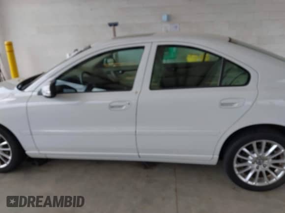 2007 Volvo S60 2.5L Turbo с VIN YV1RH592672614657, выставлен на аукционе IAAI как лот 42438342 с пробегом 105 956 миль миль и . История ставок и продаж доступна на DreamBid. Изображение 15.