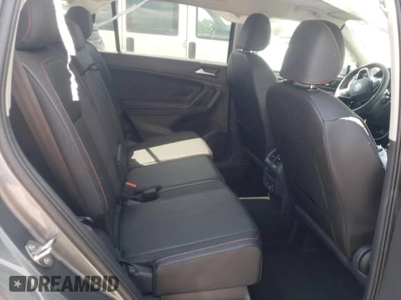 2024 Volkswagen Tiguan Wolfsburg Edition с VIN 3VVAB7AX7RM221769, выставлен на аукционе Copart как лот 65284075 с пробегом 1 433 миль миль и Списание • Salvage title. История ставок и продаж доступна на DreamBid. Изображение 10.