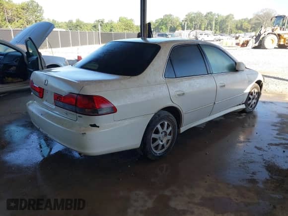 2001 Honda Accord EX with VIN 1HGCG56621A016151, listed as a IAAI auction lot 42781328 with 199,158 mi miles and . Bid and sale history available at DreamBid. Image 4.