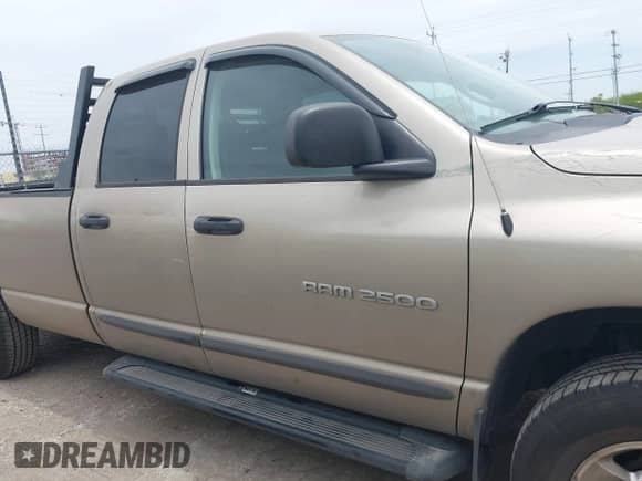 2005 Dodge 2500 SLT with VIN 3D7KR28C95G775091, listed as a IAAI auction lot 42783657 with 120,125 mi miles and . Bid and sale history available at DreamBid. Image 13.