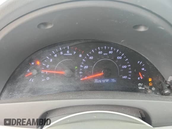 2011 Toyota Camry LE z VIN 4T4BF3EK6BR109109, wystawiony jako Copart lot #81679245 z przebiegiem 262 679 mil mil oraz Czysty tytuł • Clean title. Historia ofert i sprzedaży dostępna na DreamBid. Obrazek 9.