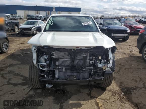 2025 Nissan Frontier SV with VIN 1N6ED1CMXSN623529, listed as a Copart auction lot 51089935 with 303 mi miles and Clean title. Bid and sale history available at DreamBid. Image 5.