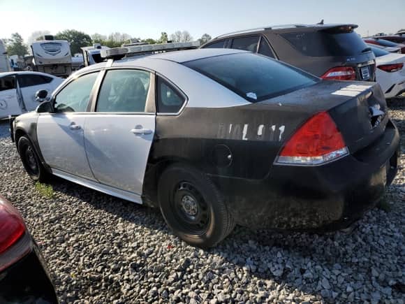 2016 Chevrolet Impala Police Police with VIN 2G1WD5E33G1164719, listed as a Copart auction lot 50499805 with 80,677 mi miles and Salvage title. Bid and sale history available at DreamBid. Image 2.
