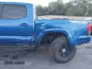 2016 Toyota Tacoma TRD Sport z VIN 3TMCZ5AN7GM011384, wystawiony jako IAAI lot #43217423 z przebiegiem 168 446 mil mil oraz . Historia ofert i sprzedaży dostępna na DreamBid. Obrazek 6.