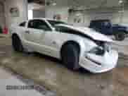 2007 Ford Mustang GT Deluxe z VIN 1ZVFT82H975335304, wystawiony jako Copart lot #67806895 z przebiegiem 77 475 mil mil oraz Szkoda całkowita • Salvage title. Historia ofert i sprzedaży dostępna na DreamBid. Obrazek 4.
