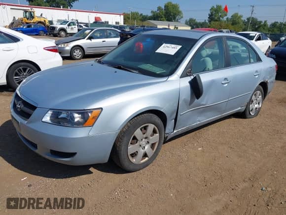 2008 Hyundai Sonata GLS с VIN 5NPET46F48H326883, выставлен на аукционе IAAI как лот 42967485 с пробегом 113 934 миль миль и . История ставок и продаж доступна на DreamBid. Изображение 18.