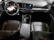 2025 Kia Sorento S с VIN 5XYRLDJC6SG378206, выставлен на аукционе Copart как лот 65598125 с пробегом 22 107 миль миль и Списание • Salvage title. История ставок и продаж доступна на DreamBid. Изображение 8.