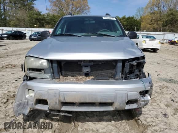2004 Chevrolet TrailBlazer EXT LS z VIN 1GNES16S446232237, wystawiony jako Copart lot #53094815 z przebiegiem 184 362 mil mil oraz Szkoda całkowita • Salvage title. Historia ofert i sprzedaży dostępna na DreamBid. Obrazek 5.
