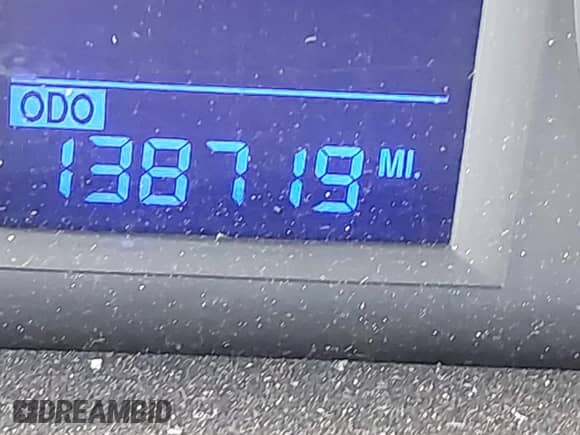 2012 Hyundai Elantra SE z VIN KMHDC8AE2CU146541, wystawiony jako IAAI lot #42273786 z przebiegiem 138 719 mil mil oraz . Historia ofert i sprzedaży dostępna na DreamBid. Obrazek 14.