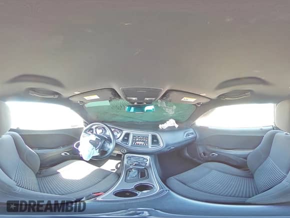 2022 Dodge Challenger SXT z VIN 2C3CDZAG9NH260423, wystawiony jako Copart lot #70717205 z przebiegiem 49 078 mil mil oraz Szkoda całkowita • Salvage title. Historia ofert i sprzedaży dostępna na DreamBid. Obrazek 14.