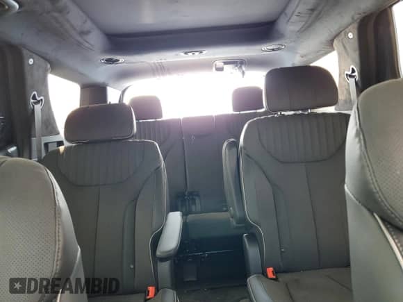 2025 Hyundai Palisade Calligraphy с VIN KM8R7DGE4SU877416, выставлен на аукционе Copart как лот 65751885 с пробегом 16 миль миль и Списание • Salvage title. История ставок и продаж доступна на DreamBid. Изображение 10.
