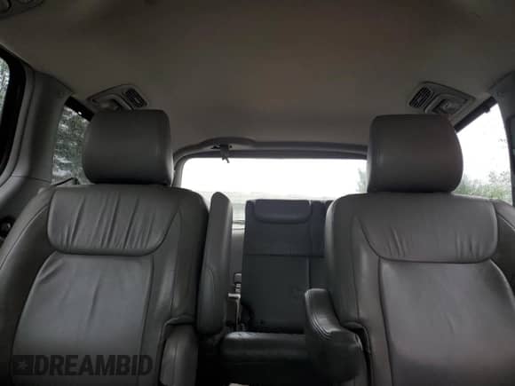 2010 Toyota Sienna XLE with VIN 5TDDK4CC3AS031671, listed as a Copart auction lot 67005405 with 155,177 mi miles and Clean title. Bid and sale history available at DreamBid. Image 10.