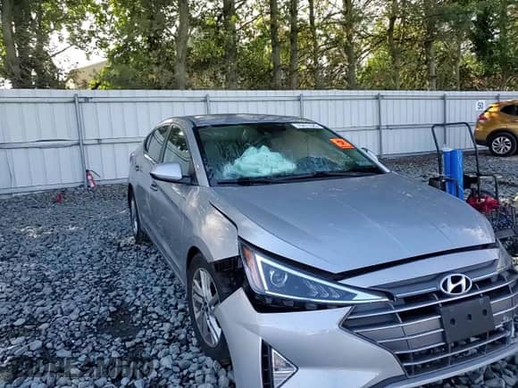 2020 Hyundai Elantra SEL with VIN 5NPD84LF4LH626787, listed as a Copart auction lot 70471525 with 81,566 mi miles and Salvage title. Bid and sale history available at DreamBid. Image 13.