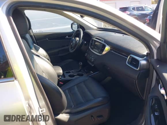 2018 Kia Sorento EX with VIN 5XYPHDA50JG366903, listed as a IAAI auction lot 43440787 with 66,418 mi miles and . Bid and sale history available at DreamBid. Image 17.