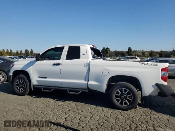 2019 Toyota Tundra SR с VIN 5TFUM5F10KX079800, выставлен на аукционе Copart как лот 81719915 с пробегом 94 928 миль миль и Списание • Salvage title. История ставок и продаж доступна на DreamBid. Изображение 2.