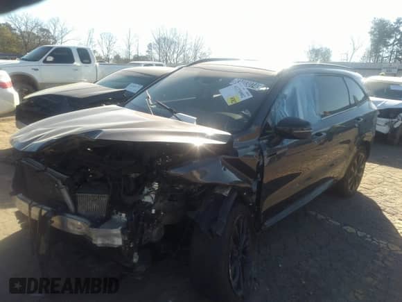 2021 Kia Sorento SX Prestige X-Line with VIN 5XYRKDLF1MG022615, listed as a IAAI auction lot 41270902 with 63,251 mi miles and . Bid and sale history available at DreamBid. Image 2.