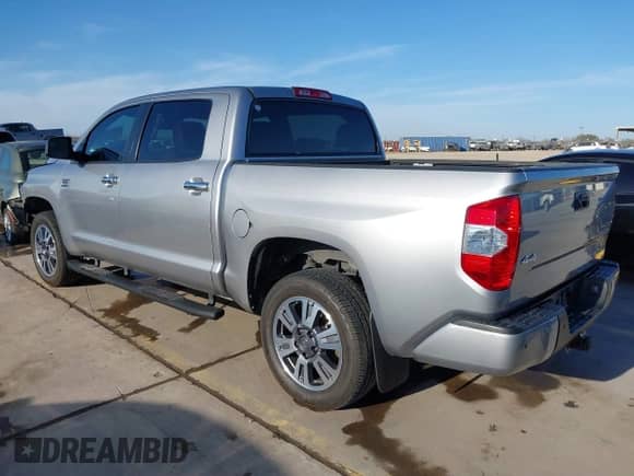 2019 Toyota Tundra SR5 с VIN 5TFAY5F17KX845478, выставлен на аукционе IAAI как лот 41155651 с пробегом 42 291 миль миль и . История ставок и продаж доступна на DreamBid. Изображение 3.