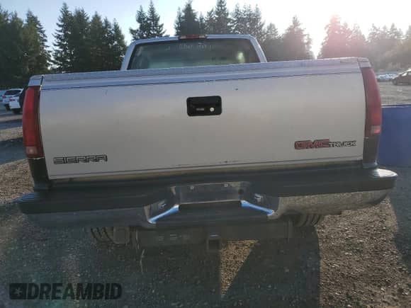 1994 GMC Sierra 1500 с VIN 2GTEK19K4R1589842, выставлен на аукционе Copart как лот 84993185 с пробегом 217 057 миль миль и Списание • Salvage title. История ставок и продаж доступна на DreamBid. Изображение 6.