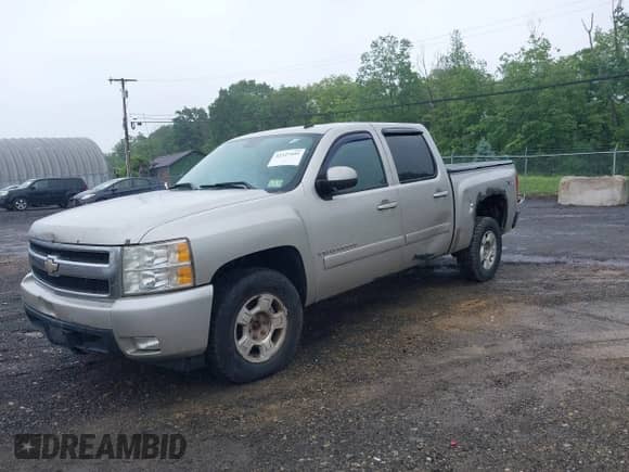 2008 Chevrolet Silverado 1500 LTZ with VIN 3GCEK13358G306551, listed as a IAAI auction lot 42327492 with 216,206 mi miles and . Bid and sale history available at DreamBid. Image 2.