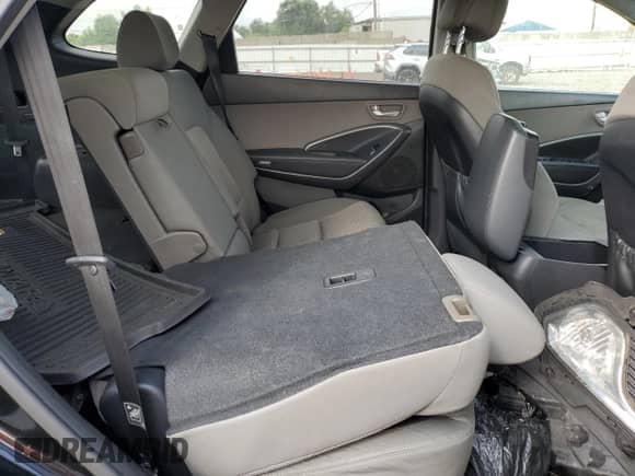 2014 Hyundai Santa Fe GLS z VIN KM8SMDHF7EU035465, wystawiony jako Copart lot #83316894 z przebiegiem 180 573 mil mil oraz Szkoda całkowita • Salvage title. Historia ofert i sprzedaży dostępna na DreamBid. Obrazek 11.