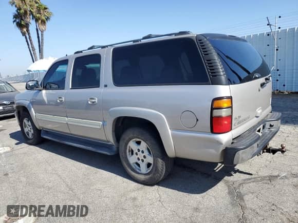 2006 Chevrolet Suburban LS with VIN 3GNFK16Z76G114055, listed as a Copart auction lot 64086265 with 147,602 mi miles and Clean title. Bid and sale history available at DreamBid. Image 2.