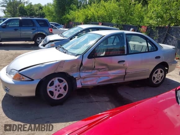 2001 Chevrolet Cavalier LS с VIN 1G1JF524317191110, выставлен на аукционе IAAI как лот 42609150 с пробегом 105 814 миль миль и . История ставок и продаж доступна на DreamBid. Изображение 14.