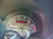 2000 Pontiac Grand Am GT z VIN 1G2NW52E9YM800122, wystawiony jako IAAI lot #41337074 z przebiegiem 235 640 mil mil oraz . Historia ofert i sprzedaży dostępna na DreamBid. Obrazek 7.