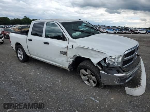2022 Ram 1500 Tradesman z VIN 3C6RR7KG7NG211349, wystawiony jako Copart lot #55537185 z przebiegiem 73 000 mil mil oraz Szkoda całkowita • Salvage title. Historia ofert i sprzedaży dostępna na DreamBid. Obrazek 4.