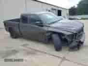 2017 Ram 1500 Express z VIN 1C6RR7FT1HS678514, wystawiony jako Copart lot #68914665 z przebiegiem 183 010 mil mil oraz Szkoda całkowita • Salvage title. Historia ofert i sprzedaży dostępna na DreamBid. Obrazek 4.