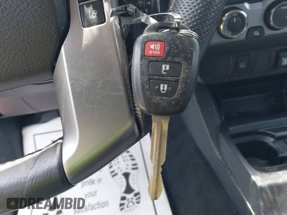 2021 Toyota Tacoma SR5 z VIN 3TYDZ5BN1MT002232, wystawiony jako IAAI lot #42374170 z przebiegiem 16 465 mil mil oraz . Historia ofert i sprzedaży dostępna na DreamBid. Obrazek 11.