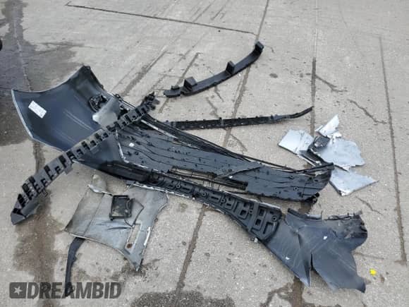 2025 Toyota Sienna LE с VIN 5TDKRKECXSS264565, выставлен на аукционе Copart как лот 63989315 с пробегом 4 950 миль миль и Списание • Salvage title. История ставок и продаж доступна на DreamBid. Изображение 13.