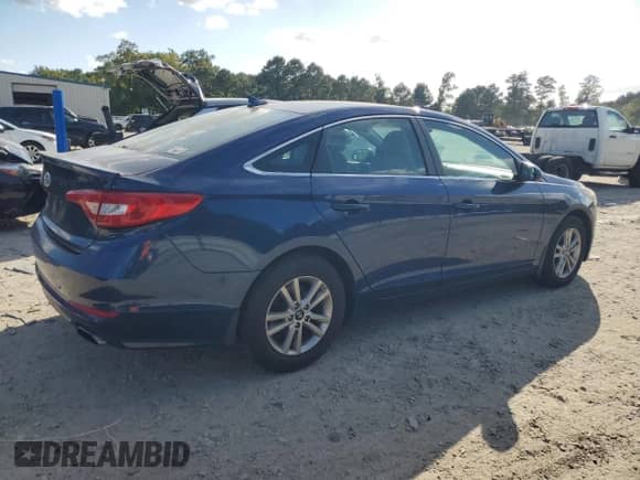 2015 Hyundai Sonata SE z VIN 5NPE24AF9FH174610, wystawiony jako Copart lot #84895285 z przebiegiem 178 868 mil mil oraz Czysty tytuł • Clean title. Historia ofert i sprzedaży dostępna na DreamBid. Obrazek 3.