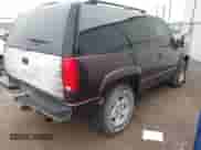 1997 Chevrolet Tahoe z VIN 3GNEK18R0VG127205, wystawiony jako IAAI lot #41531547 z przebiegiem 161 049 mil mil oraz . Historia ofert i sprzedaży dostępna na DreamBid. Obrazek 4.