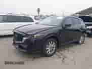 2024 Mazda CX-5 S Select z VIN JM3KFBBL0R0421621, wystawiony jako IAAI lot #43305581 z przebiegiem 16 537 mil mil oraz . Historia ofert i sprzedaży dostępna na DreamBid. Obrazek 2.