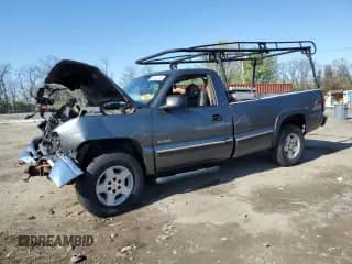2001 Chevrolet Silverado 1500 с VIN 1GCEK14T41E104991, выставлен на аукционе Copart как лот 53931265 с пробегом Не указан миль и На запчасти • Non repairable. История ставок и продаж доступна на DreamBid. Изображение 1.